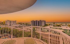Beachfront Condo Gulf Views Walk To Sand